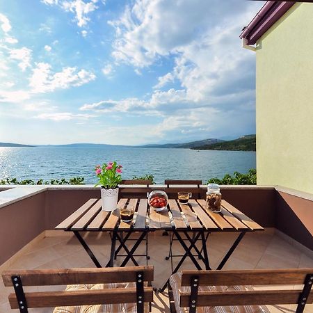 Apartmani Peric 1 Meka Draga Obrovac Bagian luar foto