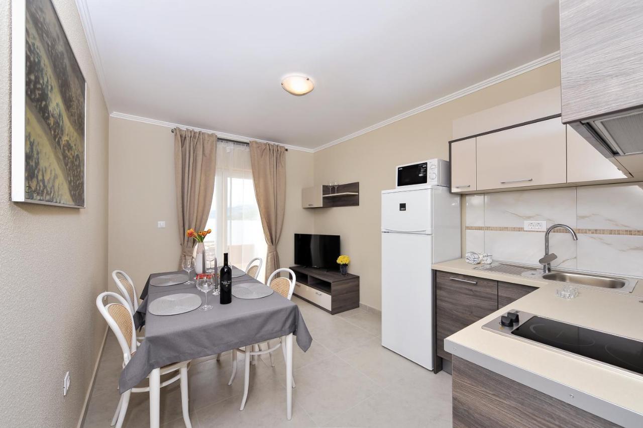 Apartmani Peric 1 Meka Draga Obrovac Bagian luar foto