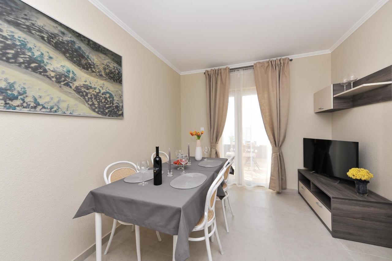 Apartmani Peric 1 Meka Draga Obrovac Bagian luar foto