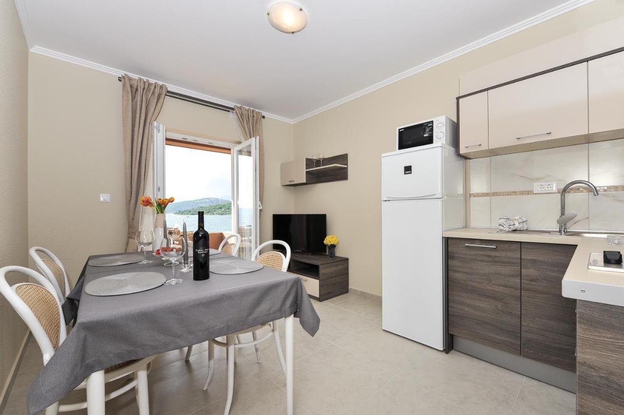 Apartmani Peric 1 Meka Draga Obrovac Bagian luar foto