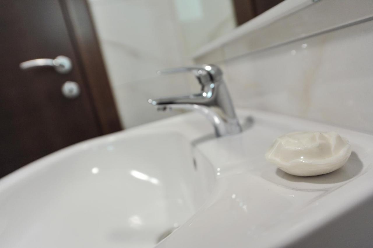 Apartmani Peric 1 Meka Draga Obrovac Bagian luar foto